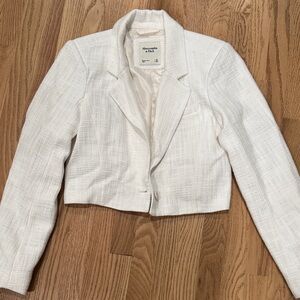 Abercrombie & Fitch Women's White Cropped Blazer